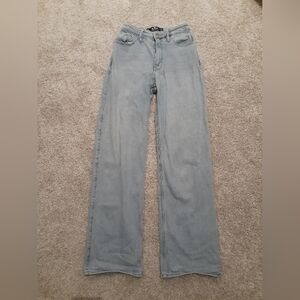 Ultra High Rise Dad Jean, Light Wash, Size 24W/29L